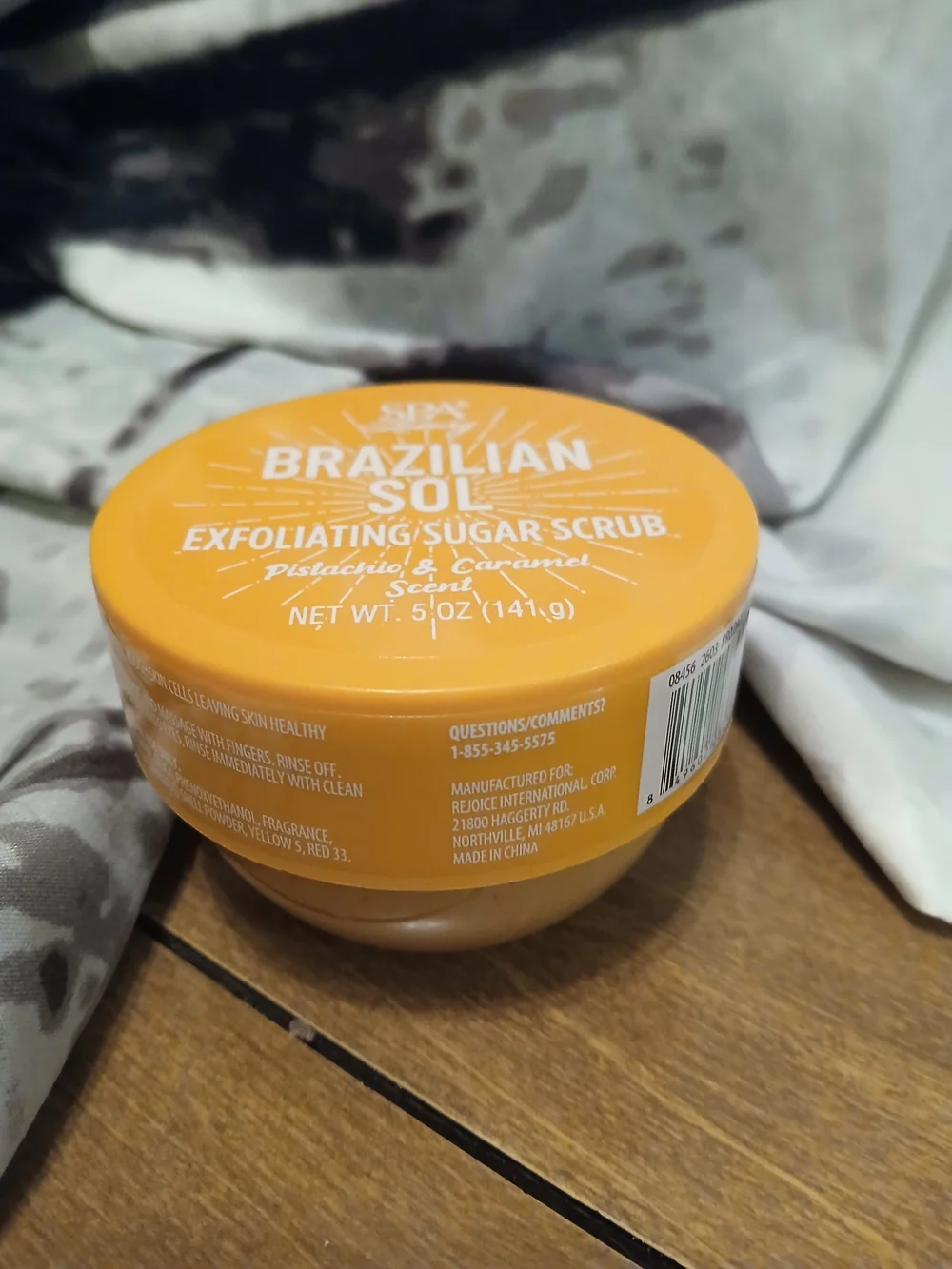 Brazilian Sol Exfoliating Sugar Scrub - Pistachio & Caramel (Orange)